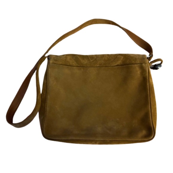 Chanel suede crossbody messenger bag with tassel. Preloved good condition. - Picture 4 of 7